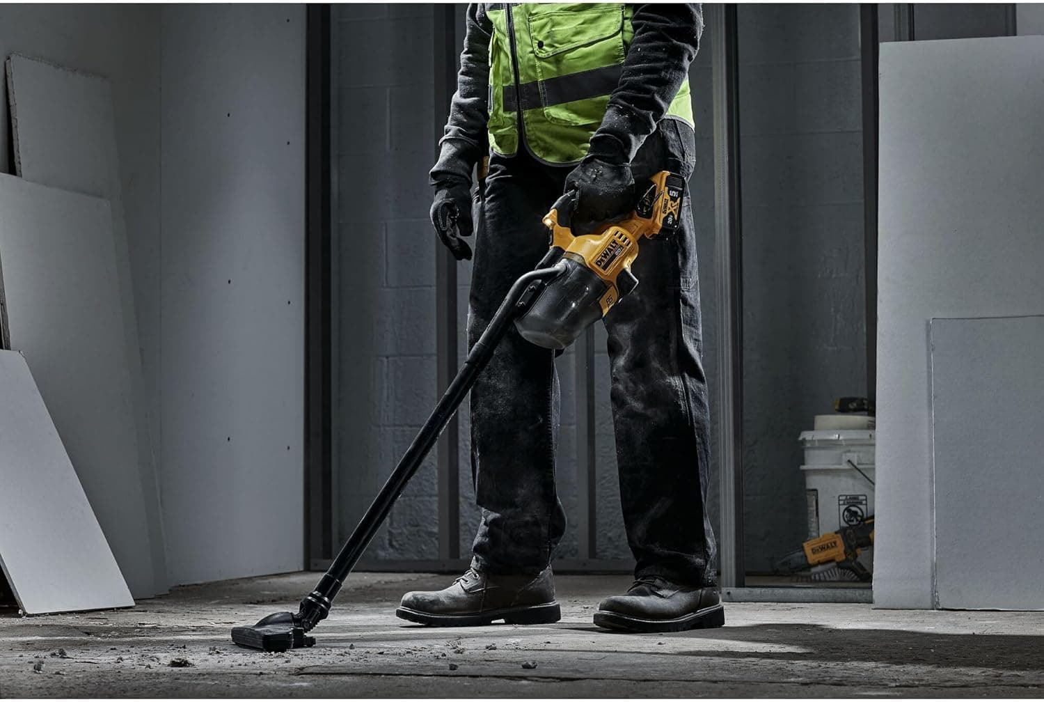 DEWALT 20V Handheld Vacuum Cordless, Car Vacuum with HEPA Filter Review