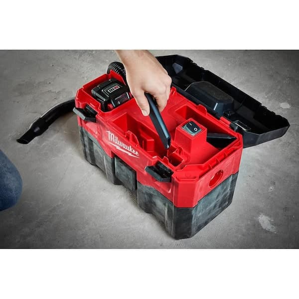 Milwaukee M18 18-Volt 2 Gal. Cordless Wet/Dry Vacuum Review - 4.6/10 Rating